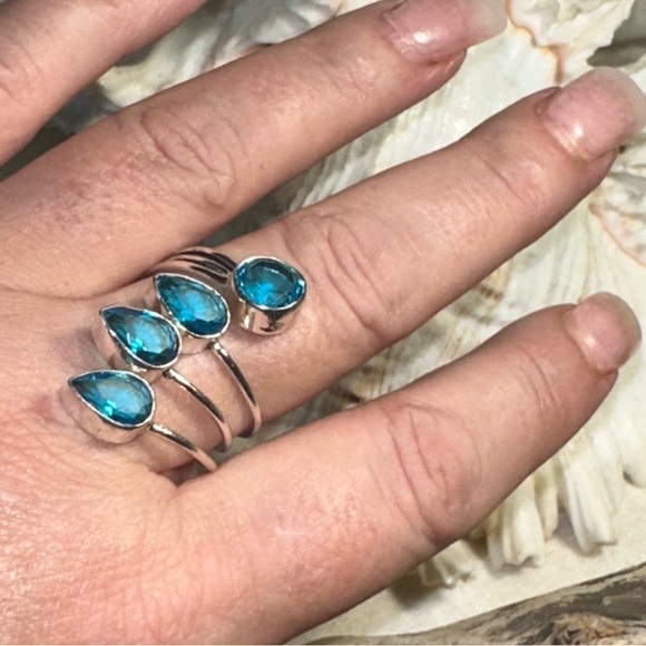 Sparkly Blue Fairy Quartz multi-gem handcrafted ring - Picture 3 of 7